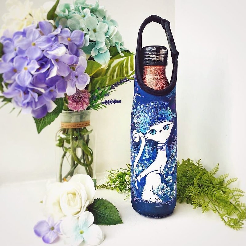 Thermos bottle cover | water bottle cover | button, portable, side back-Indigo elegant queen cat - Beverage Holders & Bags - Waterproof Material Blue
