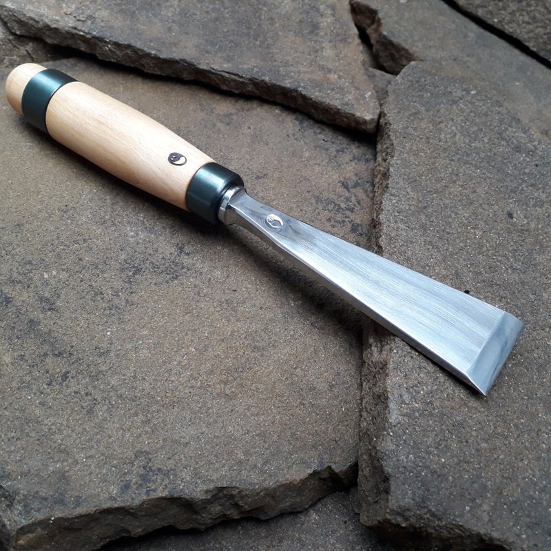 Forged chisel. Heavy Duty. Flat chisel. Fish Tail. Forged tool for woodcarving. - 零件/散裝材料/工具 - 其他金屬 