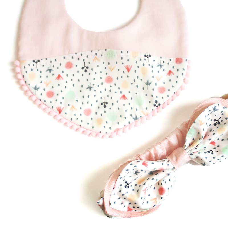 VA. Cloth Handmade/Pink Flowers Romantic Series-Hairband Bib Set - หมวกเด็ก - ผ้าฝ้าย/ผ้าลินิน สึชมพู