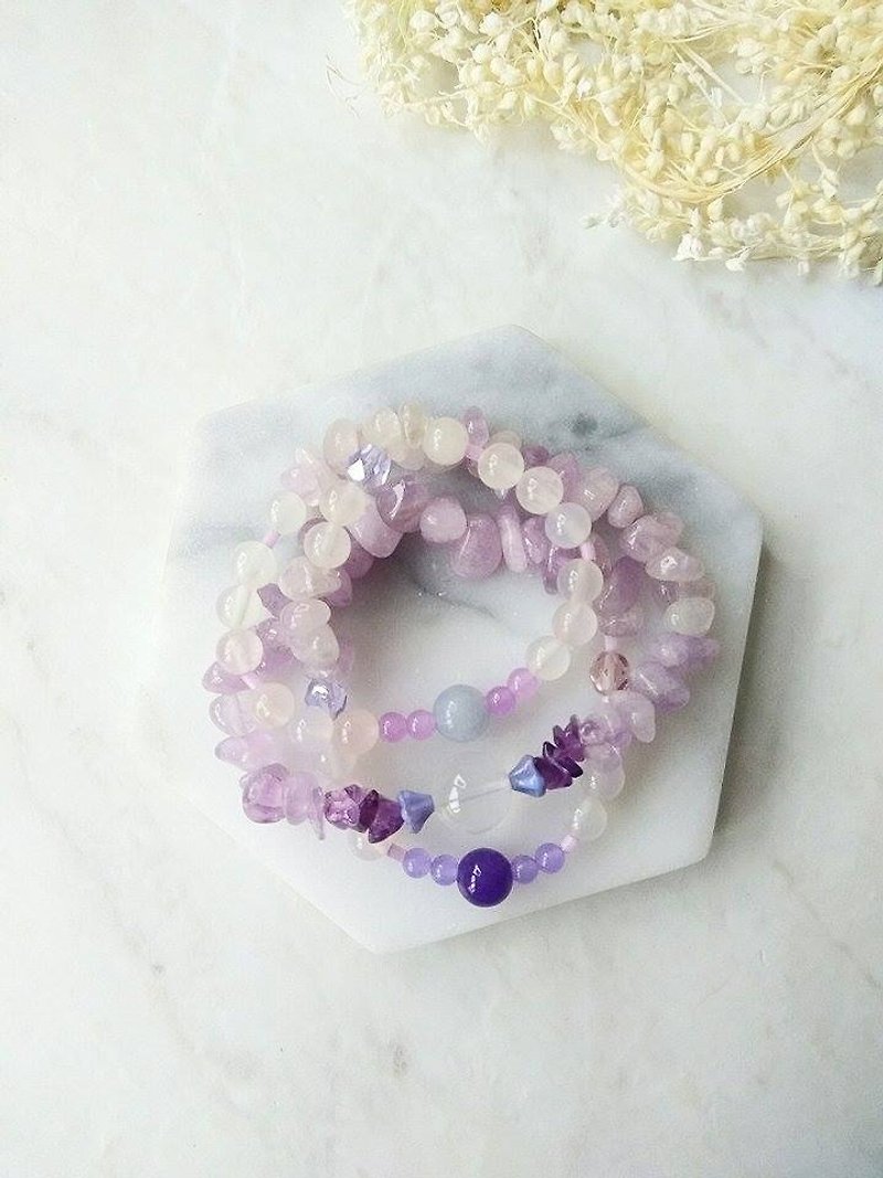 Lagerstroemia】 【Lavender Lavender Amethyst Pine Crystal Sapphire Purple Chrysanthemum Porcelain Stone - Bracelets - Gemstone Purple