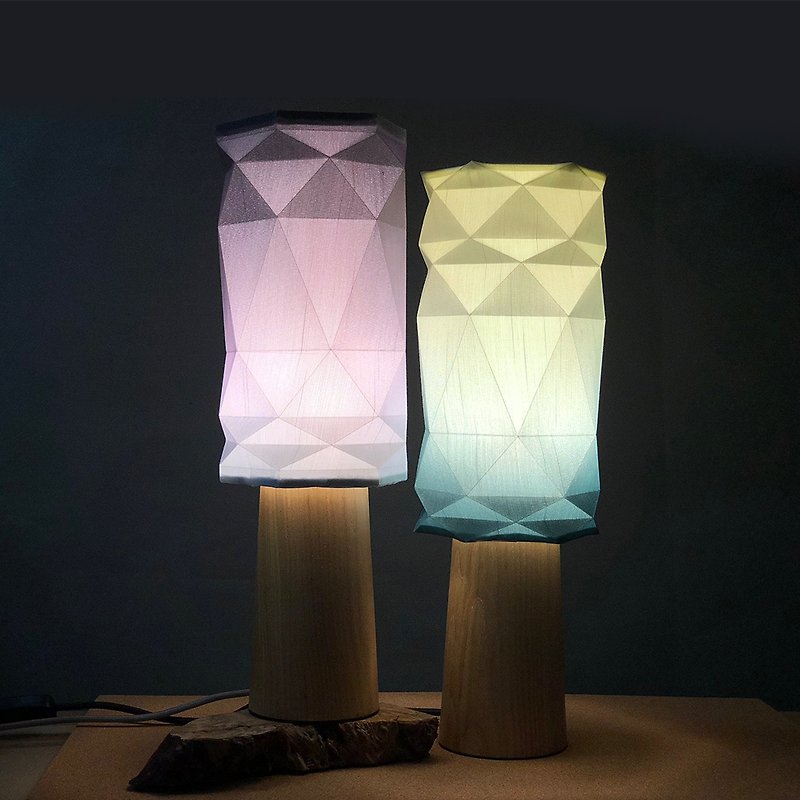 dash Table Lamp / Handmade / Origami - Lighting - Silk White