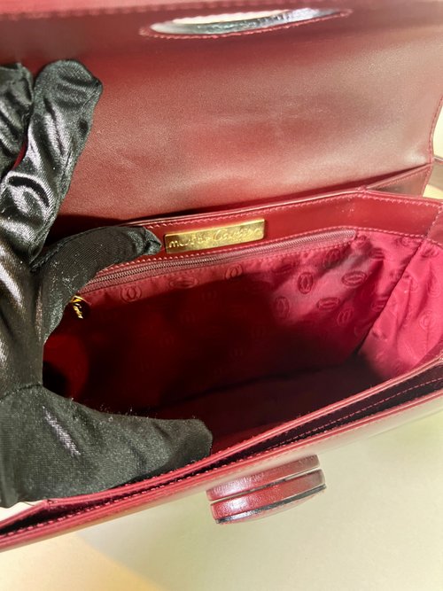 Cartier バーガンディ レザー クラッチバッグ Cartier バーガンディ レザー クラッチバッグ