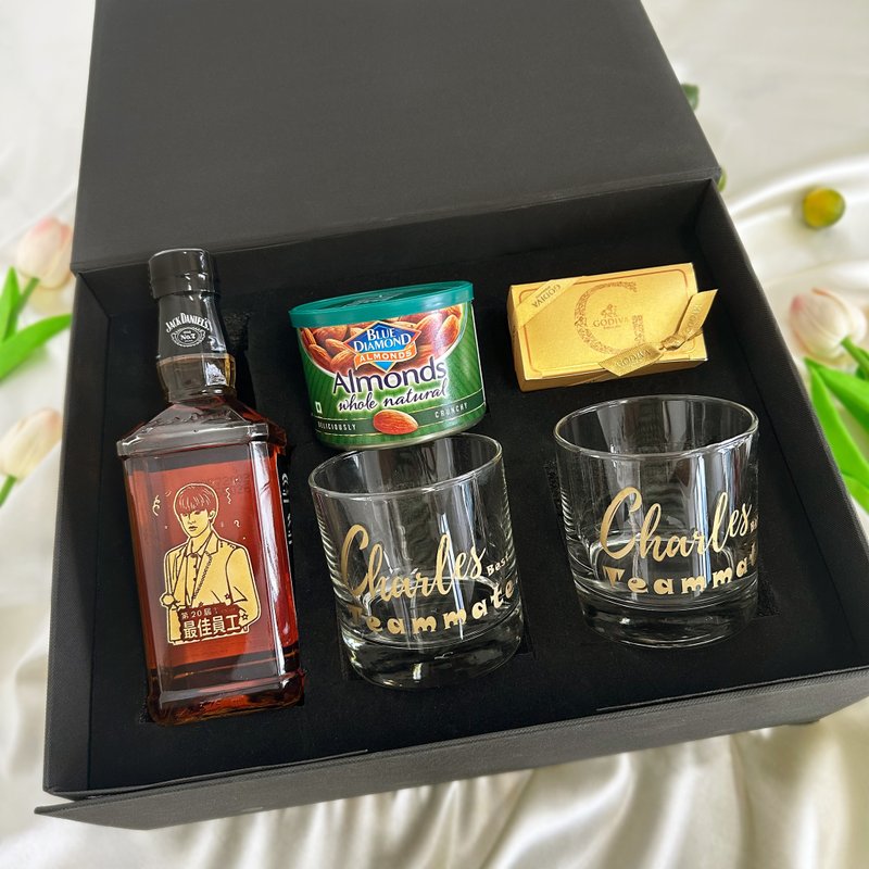 Whiskey gift box丨Customized gift box with engraving and wine glass is the first choice for gift giving with engraving text on gift box - แก้ว - แก้ว 