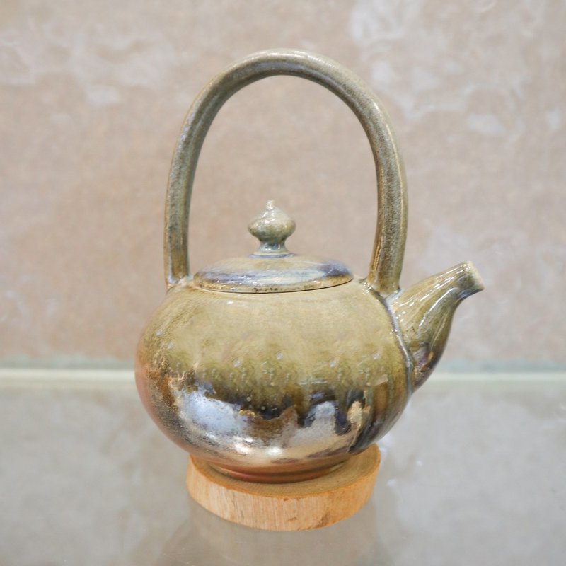 滴水穿石 手工柴燒提樑壺 柴燒壺 - 茶壺/茶杯/茶具 - 陶 咖啡色