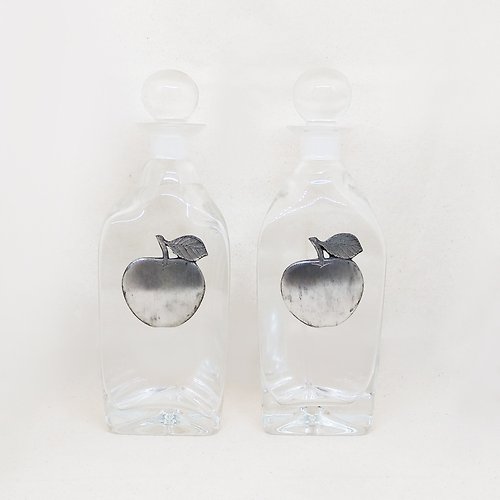 瑞文堂 【特價】早期古件-奧地利水晶三角造型酒瓶