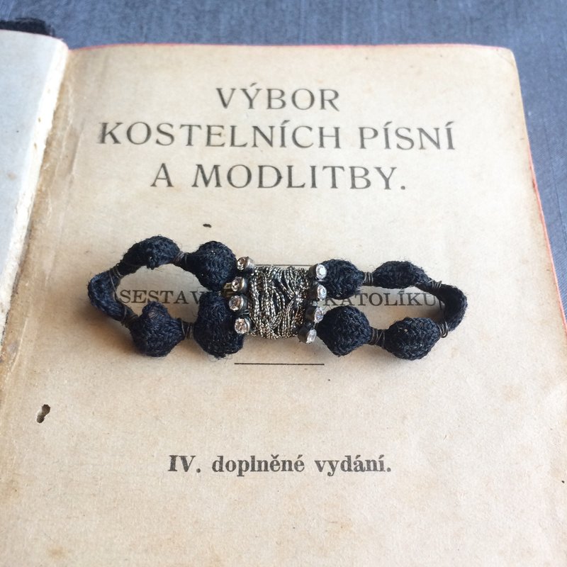 手品師のバトン Brooch ラインストーン - 胸針 - 其他材質 黑色