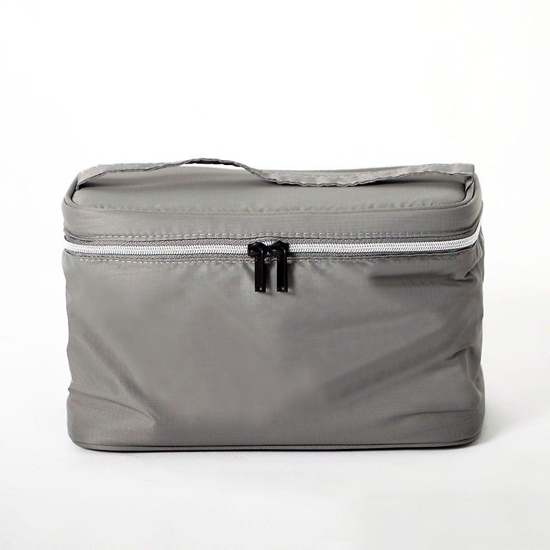 Cosmetic bag. gray - กระเป๋าเครื่องสำอาง - เส้นใยสังเคราะห์ สีเทา