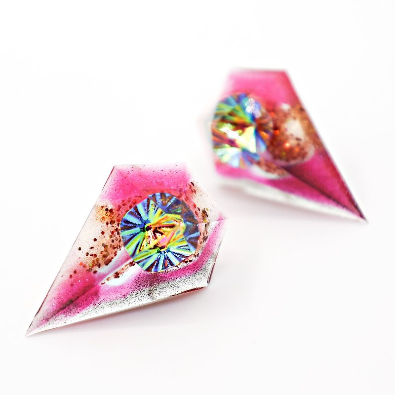Sharp pentagon earrings (beautiful pitaya) - ต่างหู - เรซิน หลากหลายสี