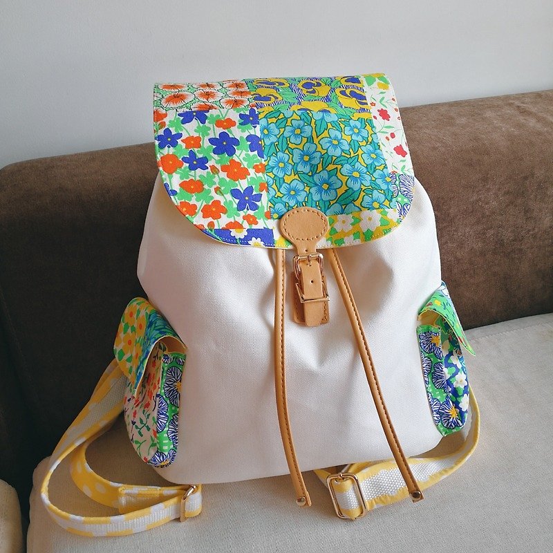 Floral wave point hit color beam mouth shoulder bag backpack - กระเป๋าเป้สะพายหลัง - ผ้าฝ้าย/ผ้าลินิน หลากหลายสี