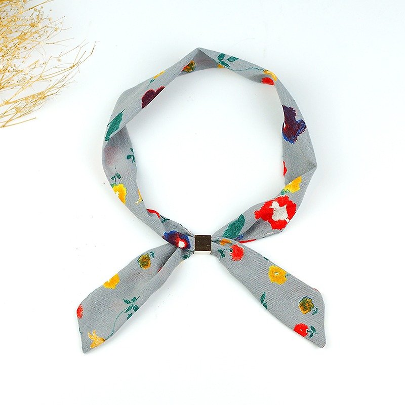 Xiaoniu Village handmade small scarf headband light silk scarf [Stone Xuan Rouhua] A-218 - ผ้าพันคอ - ผ้าไหม สีเทา