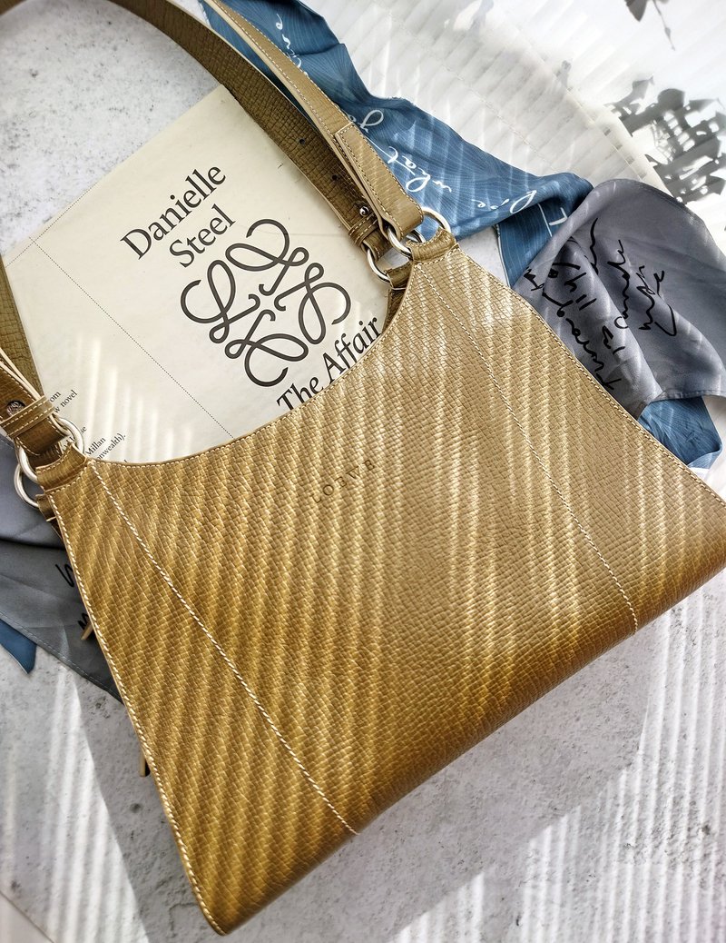 中古包 Loewe 樹皮紋 手拎手挽袋單肩包單肩包側揹包斜揹包斜挎包 - 側背包/斜背包 - 真皮 綠色