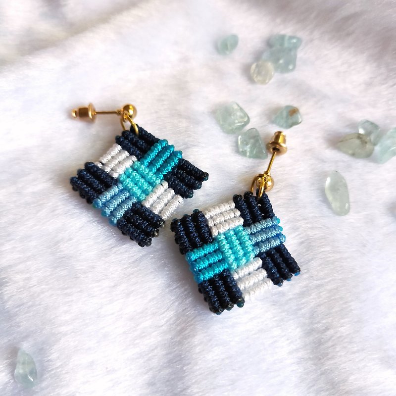E024-Hand-woven mosaic earrings blue inlaid small squares - Earrings & Clip-ons - Nylon Blue