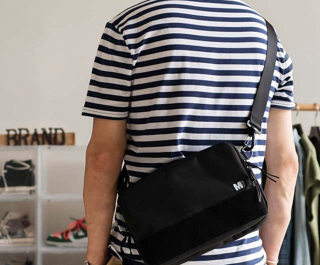 Bench shoulder store bag