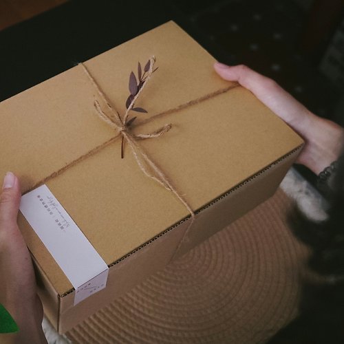 一個就做工作坊 代客包裝 牛皮紙盒禮盒 禮物盒