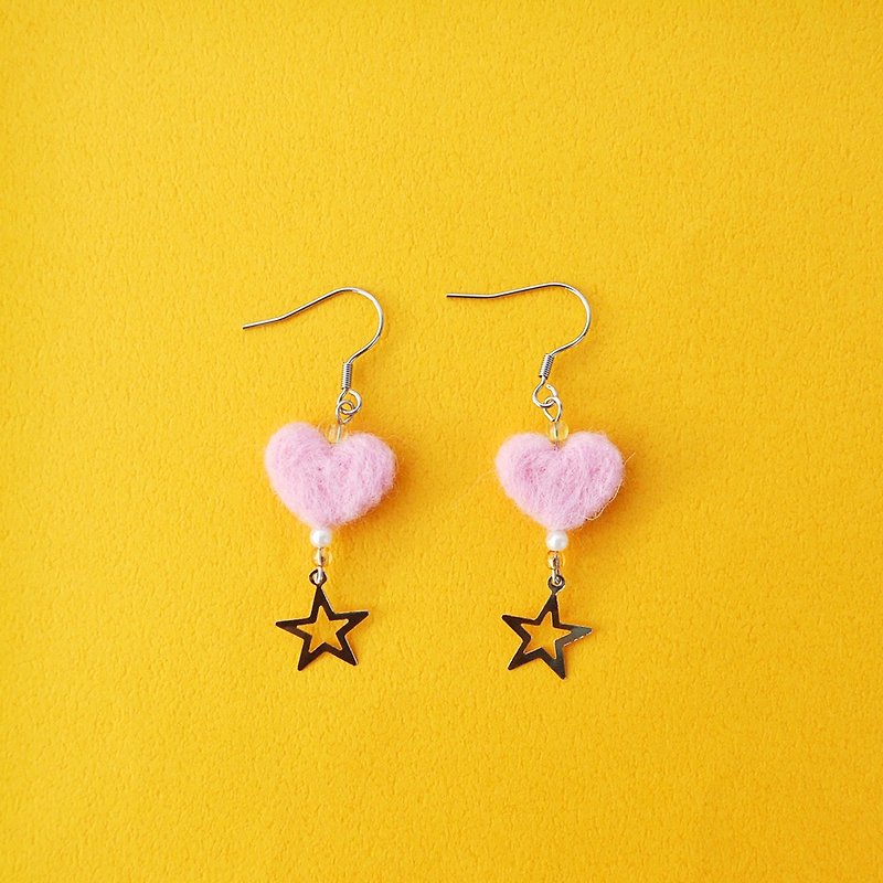 Valentine's Day Series 01 Love Heart×Star Wool Felt Earrings/Ear Clips - Earrings & Clip-ons - Wool Pink