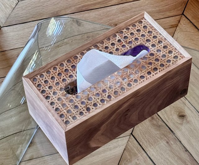 Tomod/土と木の間の無垢材底箱_籐ティッシュケース(L) - ショップ