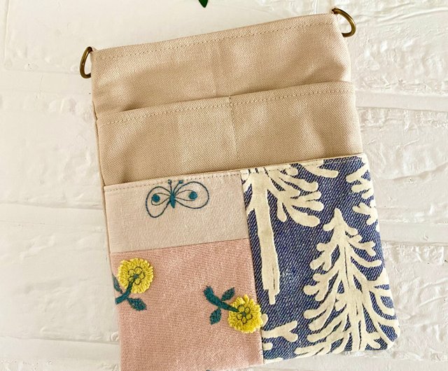 ハンドメイド まあるいポーチ ミナペルホネン生地使用♪ ♡ハンドメイドポーチミナペルホネン生地使用♡㊱