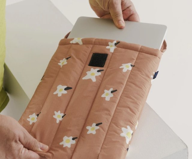 BAGGUコンピュータータブレットケース13 