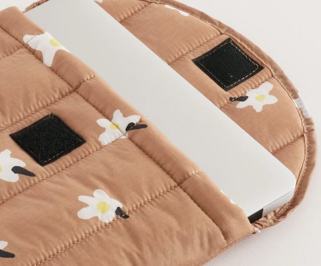 【BAGGU】花 フラワー 13インチ ラップトップ PC タブレットケース BAGGU コンピューター タブレット ケース 13 インチ - デイジー