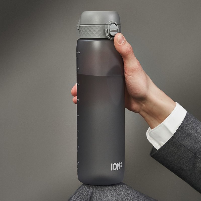 ION8 Extra Large 運動休閒水壺 I8RF1000 (收納扣環) 1000ml - 水瓶/水壺 - 塑膠 灰色