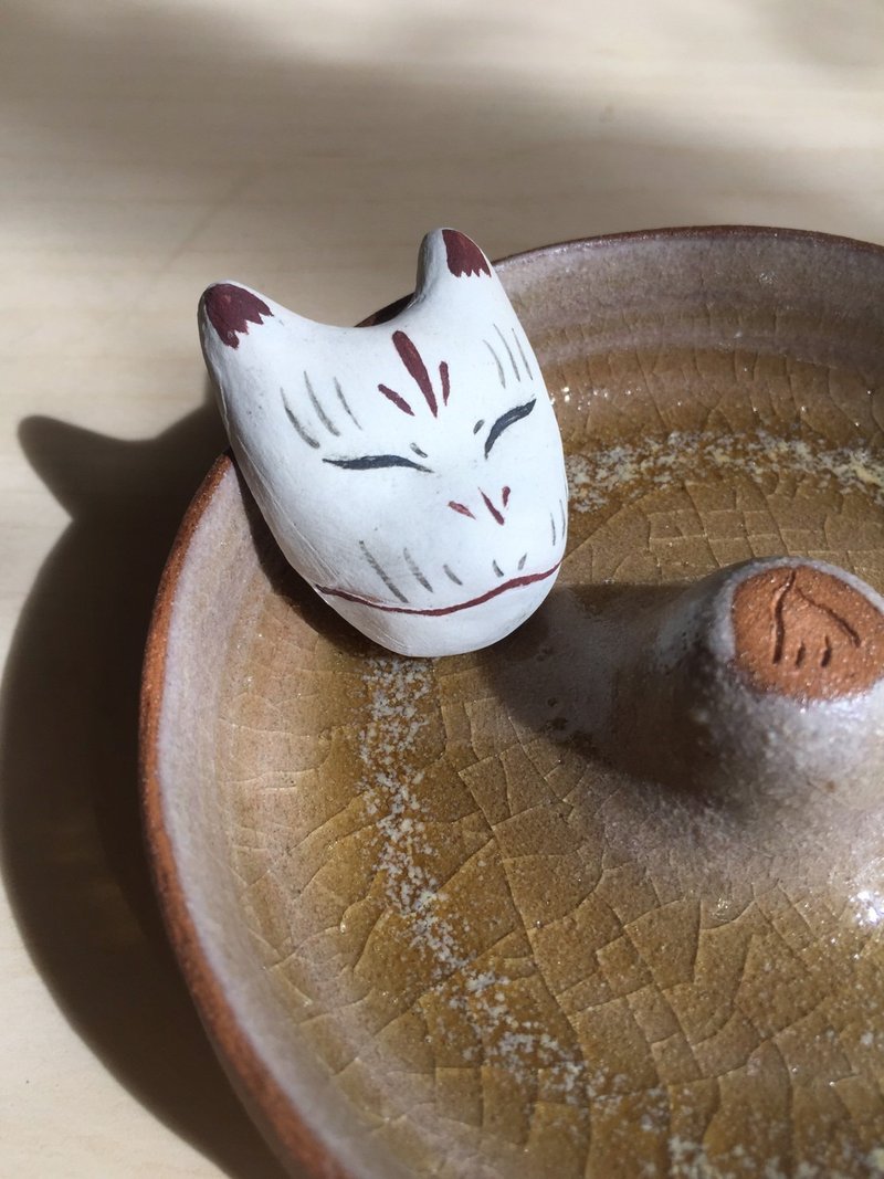 白狐面具磁鐵 - 其他家具 - 陶 