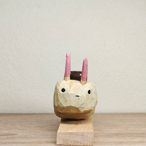Wood.Born snail snacks Handmade Decoration Collectibles Small wood carvings