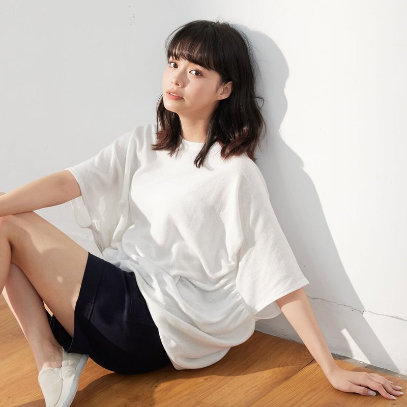 Dora不對襯圓領細褶上衣/白 - 女上衣/長袖上衣 - 棉．麻 白色