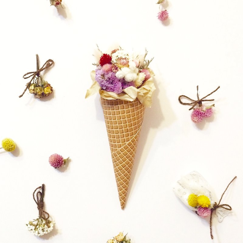 Dried Flower Ice Cream Bouquet - ตกแต่งต้นไม้ - พืช/ดอกไม้ หลากหลายสี