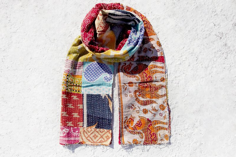 Fast Shipping Limited Sew a yarn Li Bu scarf / scarf embroidery / embroidered scarves / scarves line hand-stitched saree / stitching yarn Li Bu - + desert animal horse cloth - Scarves - Cotton & Hemp Multicolor