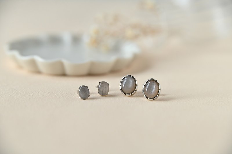 純銀耳環 / 灰月光石 / JIEGEM 姊的珠寶 - 耳環/耳夾 - 半寶石 銀色