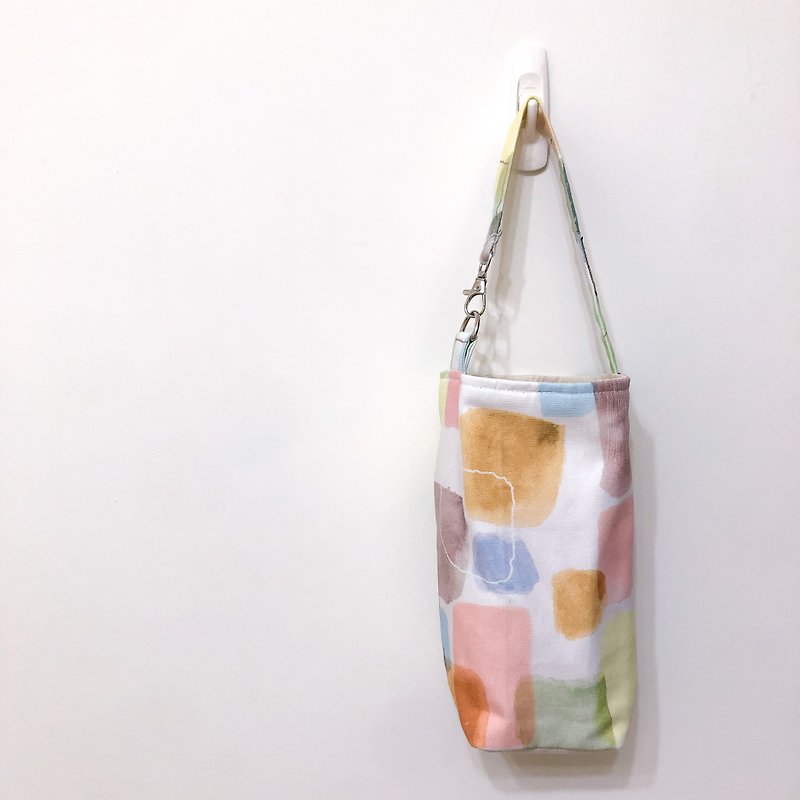 【Snowflake Pear】Watercolor Block Handmade Beverage Bag / Small Walking Bag / Environmental Cup Bag - Other - Cotton & Hemp Multicolor