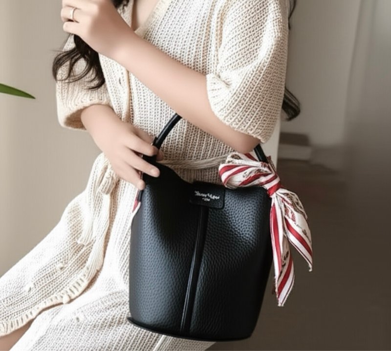 Tosca | Ribbon Black Bag - 拉鏈包 斜孭包 手袋 手提袋 - 黑 - 手提包/手提袋 - 真皮 黑色