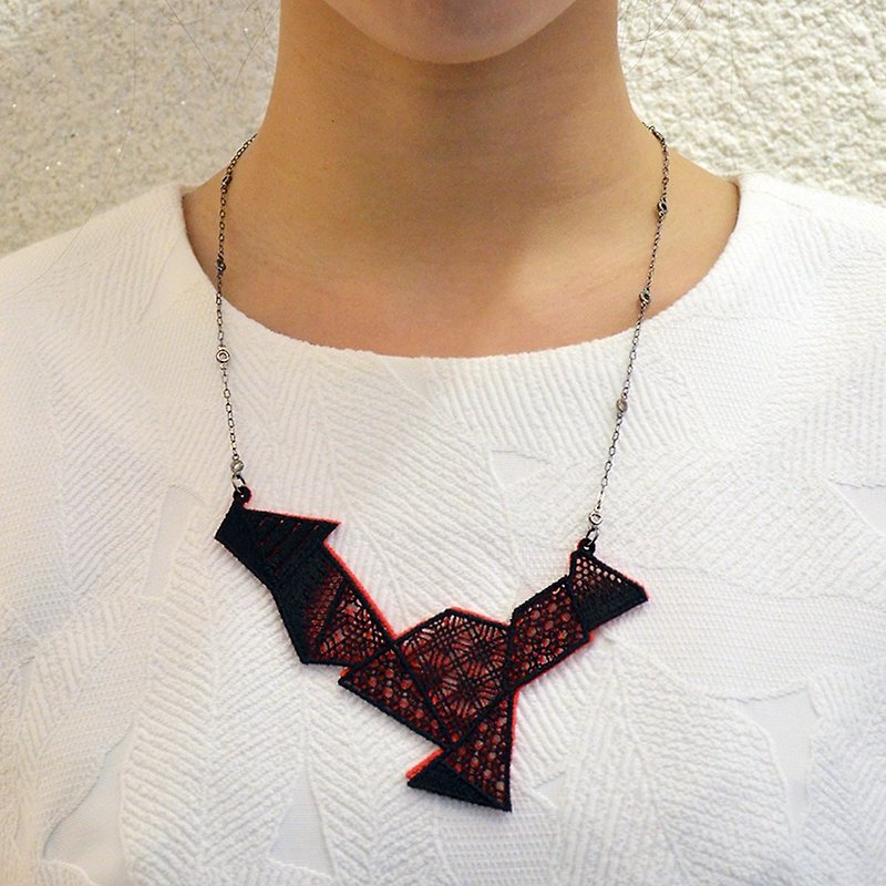 Goody Bag-Open Shadow Geometric Embroidery Necklace & Bracelet 2-Piece Set - สร้อยคอ - งานปัก สีดำ