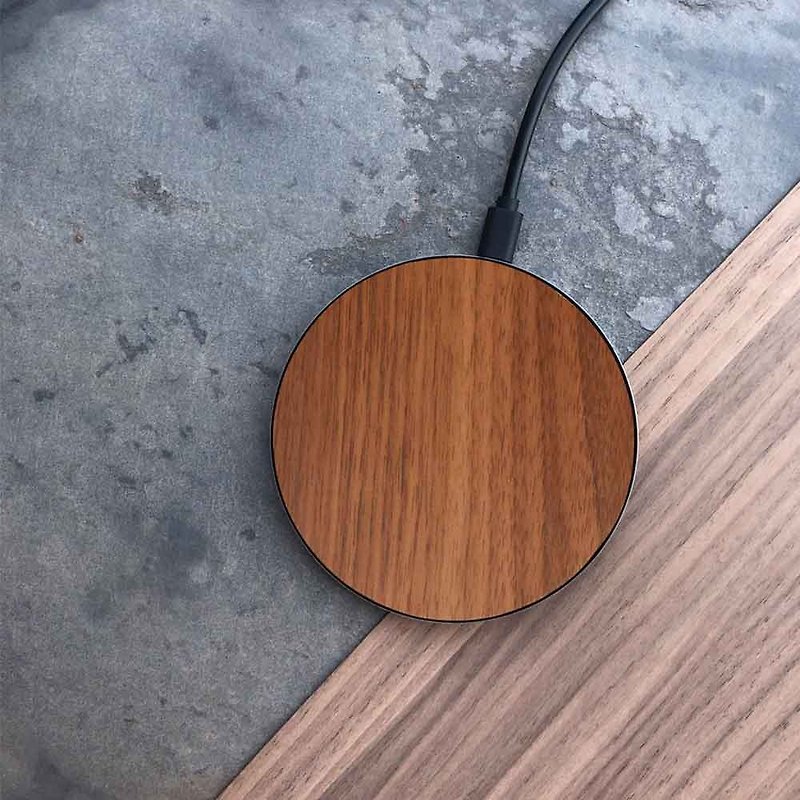 [Pre-Order] Log Wireless Charging Pad / Walnut - Phone Charger Accessories - Wood Brown