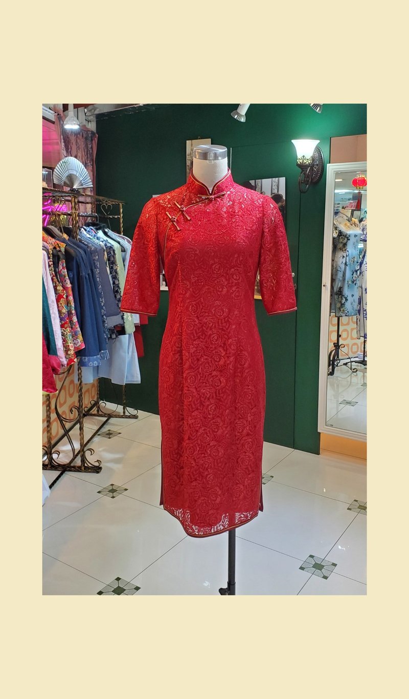 紅色蕾絲中袖短旗袍 悅裳 港式 復古旗袍 連身裙 - 旗袍/改良式旗袍 - 棉．麻 紅色