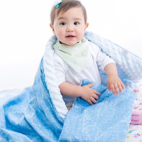 Cutie Bella 美好生活精品館 Minky加厚夾層棉毯枕套裝 點點顆粒 攜帶毯嬰兒毯 藍色-貝殼