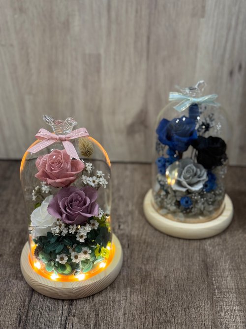 薄荷貓不凋花、乾燥花藝坊 永生花玻璃罩夜燈款 生日禮物/情人節/母親節/畢業謝師禮/開幕禮