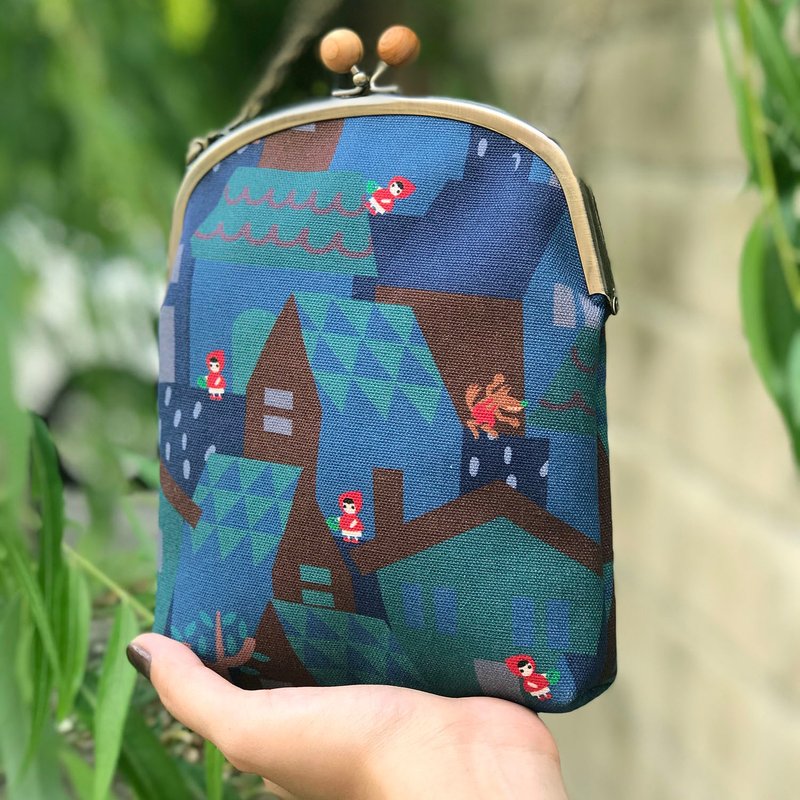 Hinoki buckle mobile phone bag kiss lock bag small waste bag water repellent-European fairy tale house (dark blue) - กระเป๋าแมสเซนเจอร์ - ผ้าฝ้าย/ผ้าลินิน สีน้ำเงิน