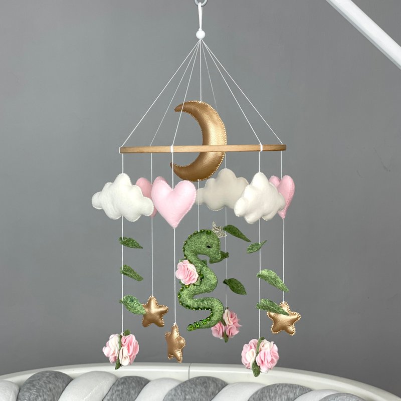 Snake baby mobile girl Fantasy nursery decor Snake crib mobile Flower mobile - 寶寶/兒童玩具/玩偶 - 其他材質 綠色