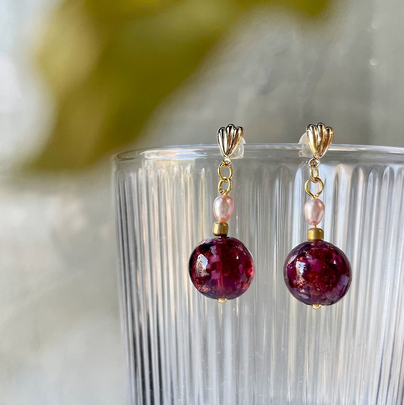 紫色系的珍珠琉璃耳針耳環 - 耳環/耳夾 - 珍珠 紫色