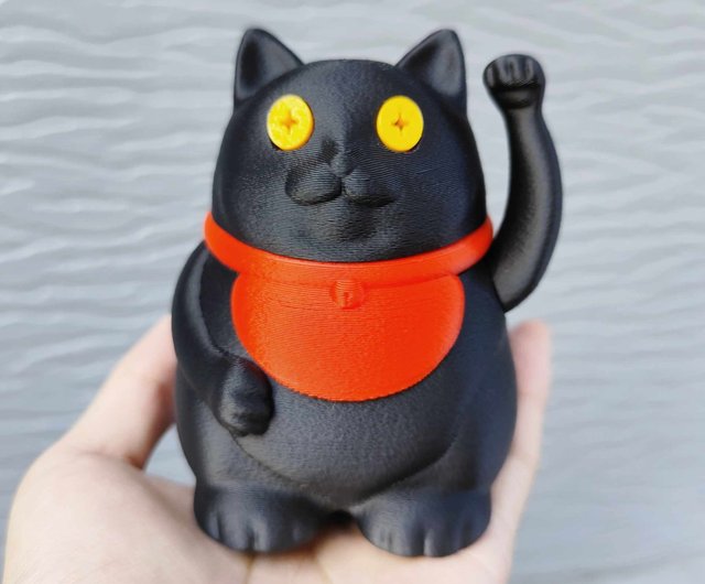 太り招き猫】富を呼び込み、新年を祝う交換可能な3Dプリントの手を備え