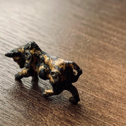 中国古美術・旧蔵チベット純銅親子牛の平安牛・純手作り・彩絵描金・置物・案頭・文房 中国古美術・旧蔵チベット純銅親子牛の平安牛・純手作り・彩絵