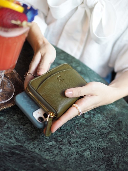 Charin Penni (Hojicha) : Zip wallet, Short wallet, Leather, Olive-Green, mini wallet