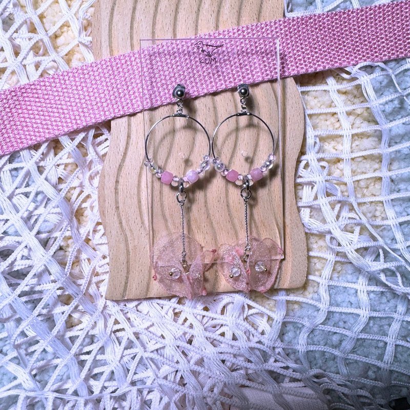 Pink hoop flower earrings - Earrings & Clip-ons - Other Materials Pink