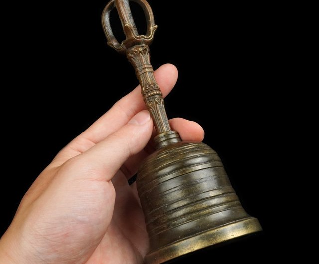 日本の東密法具 – 19世紀 江戸時代 金剛鈴（鈴の高さ16.5cm