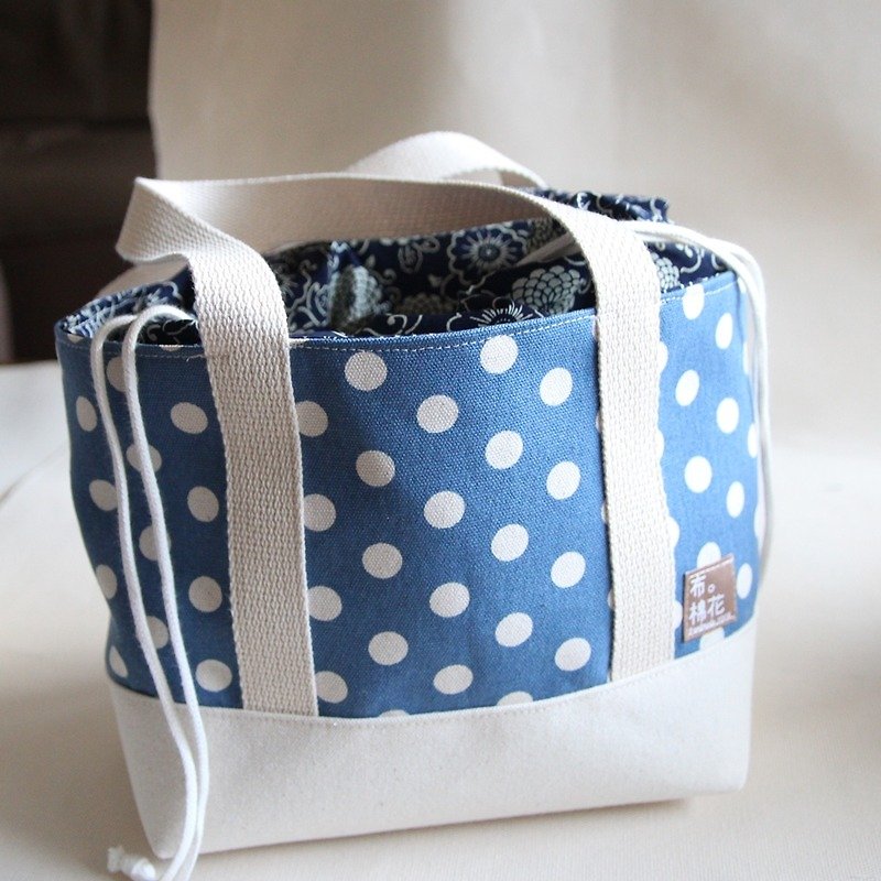 Cotton Fabric: Lunch bag, Lunch tote, Camping picnic bags, blue spot - กระเป๋าถือ - ผ้าฝ้าย/ผ้าลินิน สีน้ำเงิน