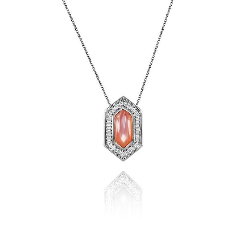 Hexagonal Shape Pink Shell Diamond Necklace - สร้อยคอ - โลหะ สีส้ม