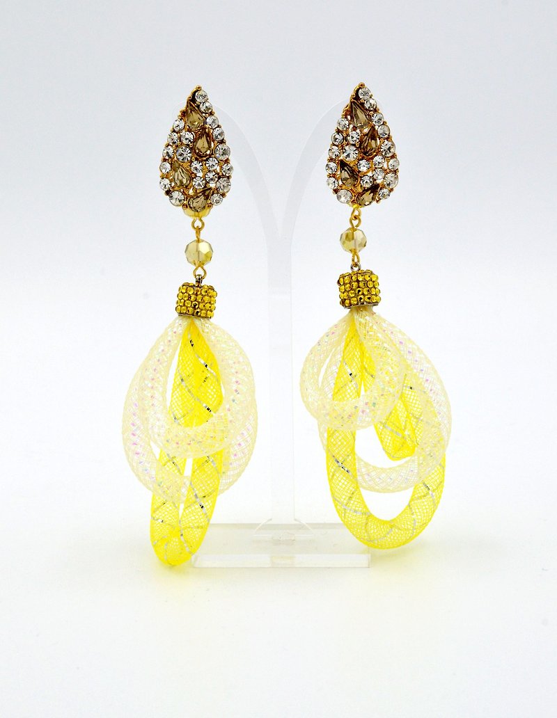 TIMBEE LO Crystal Flash Diamond Net Tube Earrings - ต่างหู - วัสดุอื่นๆ สีเหลือง