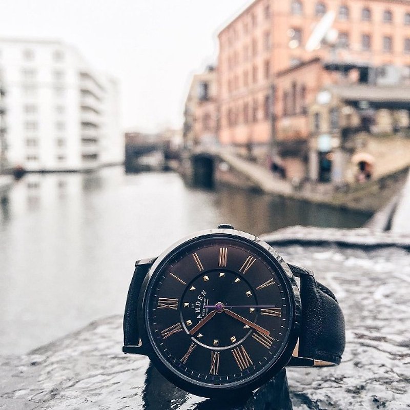 Camden Watch 英國皇室  全球限量款黑潮錐型飾釘時尚真皮腕錶 - 女錶 - 真皮 
