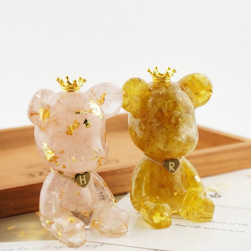 【Hourrae荷萊】招財好運晶熊 客製愛心字母 水晶擺件 - 擺飾/家飾品 - 水晶 多色